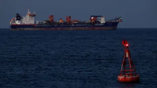 Iran Demands Bitcoin, Chinese Currency As Toll To Cross Strait Of Hormuz; Here's Why