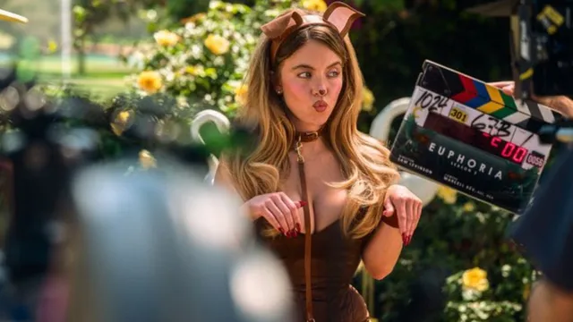 internet-thinks-sydney-sweeney-wore-a-diaper-for-a-scene-in-euphoria-season-3-and-they-are-not-happy