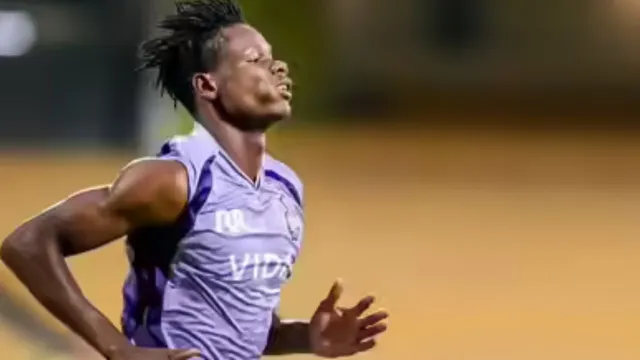 kkrs-blessing-muzarabani-banned-for-two-years-for-choosing-ipl-over-psl