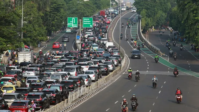delhi-traffic-advisory-restrictions-announced-on-rajghat-ddu-marg-on-april-20-check-alternative-routes-timings