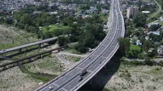 delhi-meerut-expressway-and-roorkee-highway-see-7-per-cent-reduction-in-weekend-traffic-reason-delhi-dehradun-expressway