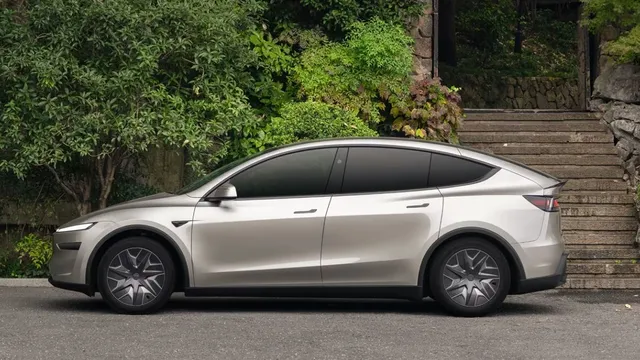 tesla-model-y-long-wheelbase-model-launched-in-india-for-rs-61-99-lakh-gets-681-km-range
