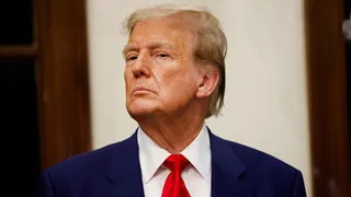 donald-trump-orders-us-navy-to-shoot-boats-suspected-of-laying-mines-in-strait-of-hormuz-says-no-hesitation