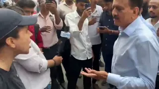 Has Mumbai Police Registered FIR Against Woman Who Confronted Maharashtra Minister? Authorities Issue Clarification