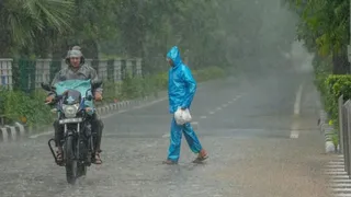 Rain, Storms Bring Relief From Scorching Heat: IMD Issues Alert For Delhi-NCR, UP, And Bihar, Temperatures Set To Drop
