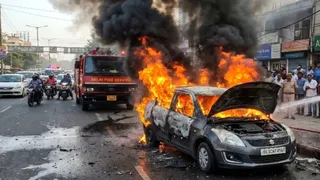 Delhi-Mumbai Expressway Tragedy: Taxi Carrying Devotees From Vaishno Devi Catches Fire Near Alwar, Five Charred To Death