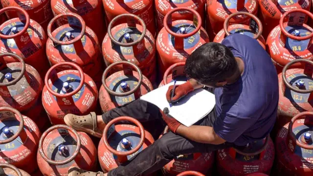 new-lpg-rules-from-may-1-govt-introduces-price-hike-otp-delivery-and-dual-connection-ban-check-whats-new