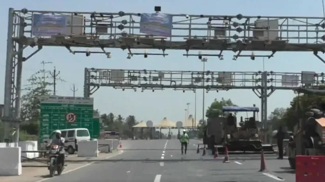 indias-first-barrier-free-toll-is-live-in-surat-no-braking-no-waiting-heres-how-it-works