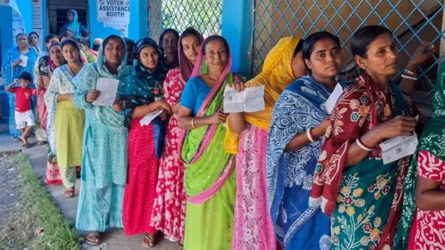 west-bengal-elections-nearly-87-voter-turnout-recorded-in-repolling-across-15-booths-in-magrahat-paschim-diamond-harbour