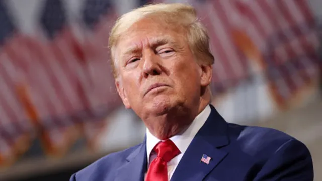 trump-says-us-navy-acting-like-pirates-calls-blockade-of-iranian-ports-profitable-amid-tensions-over-hormuz