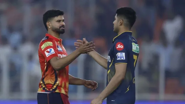 gt-vs-pbks-toss-shreyas-iyer-benches-star-pacer-shubman-gill-puts-punjab-kings-to-bat-first