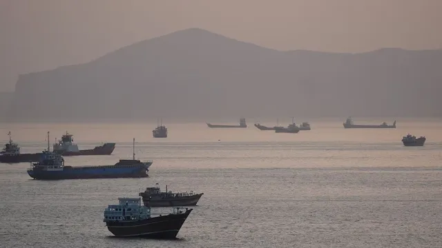 iran-warns-us-navy-over-strait-of-hormuz-amid-trump-project-freedom