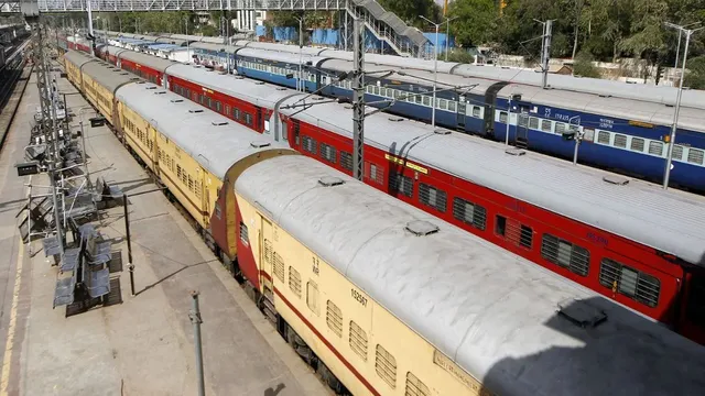 railway-news-over-3000-berths-vacant-on-summer-special-trains-from-gorakhpur-to-delhi-assam-maharashtra-full-list