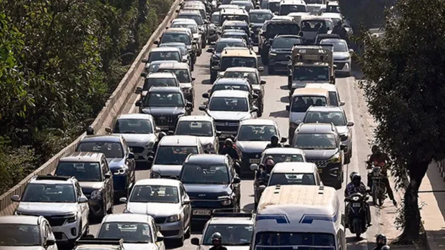no-fuel-for-non-pucc-vehicles-in-delhincr-from-october-1-caqm-move-to-curb-pollution