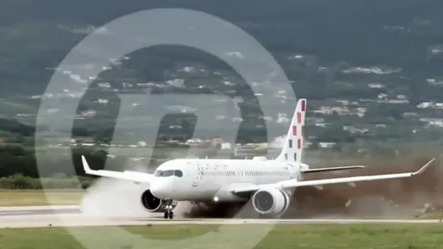 croatia-airlines-a220-skids-off-runway-at-split-airport