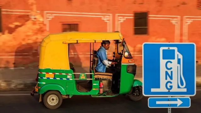 delhi-ncr-cng-prices-hiked-again-by-re-1-amid-west-asia-tensions-check-latest-fule-rates-breaking-news