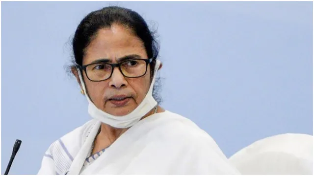 cracks-in-tmc-15-mlas-skip-mamatas-kalighat-meeting-three-raise-dissenting-voice-against-abhishek-banerjee