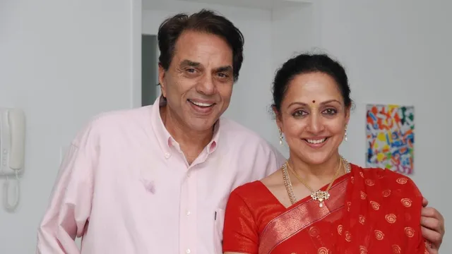 hema-malini-heads-to-delhi-to-accept-dharmendra-padma-vibhushan-says-sunny-bobby-deol-are-aware