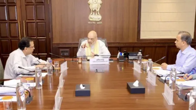 amit-shah-orders-360degree-grid-action-on-illegal-construction-up-to-15-km-india-big-push-for-border-security