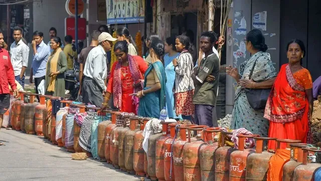 new-lpg-rules-from-june-1-govt-tightens-one-household-one-connection-rule-extra-cylinders-must-be-surrendered-details