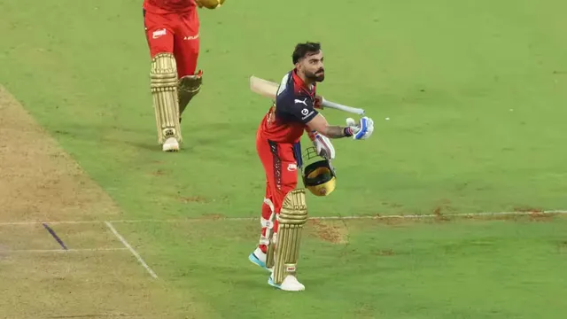 watch-virat-kohli-wild-celebration-after-smashing-title-winning-six-vs-gt-goes-viral
