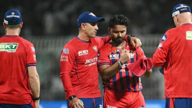 sunil-gavaskar-criticizes-ipl-2026-coaches-no-golfing-beer-drinking-buddies