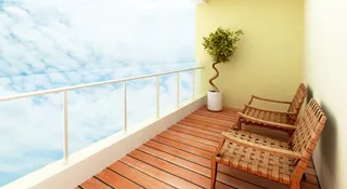 4 Luxury Balcony Plant Decor Ideas For Modern Homes