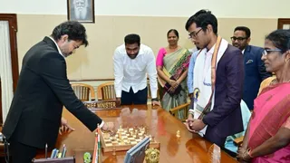 Praggnanandhaa Checkmates Tamil Nadu CM Vijay After Norway Chess Triumph; Receives Rs 50 Lakh Cheque | Watch