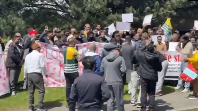 pok-on-edge-why-is-kashmiri-diaspora-protesting-outside-pakistan-consulate-in-uk-human-right-violations