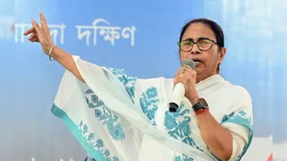 Mamata Banerjee Overhauls TMC's Youth, Women Wings; Removes Saayoni Ghosh, Mala Roy From Key Posts