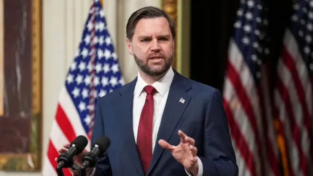 jd-vance-reveals-names-of-his-two-favourite-indian-and-pakistani-people-at-iran-talks