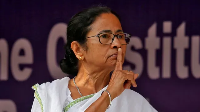 mamata-banerjee-counters-rebel-mlas-submits-new-tmc-office-bearers-list-to-ec-retains-tmc-chief-post