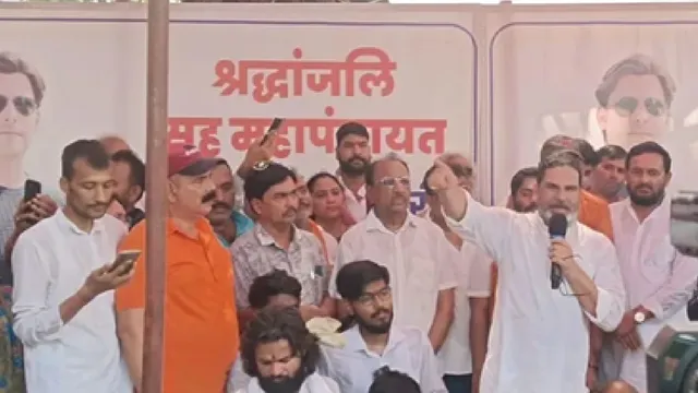 mahapanchayat-held-for-justice-in-bharat-tiwari-encounter-case-prashant-kishor-gives-15-day-ultimatum-to-cm-samrat
