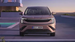 in-pics-skoda-peaq-7-seater-electric-suv-unveiled-with-647-km-range-check-features-and-specs