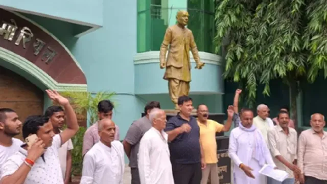 bihar-agitation-for-renaming-bakhtiyarpur-railway-station-as-sheel-bhadra-yajee-nagar-to-honour-freedom-fighter