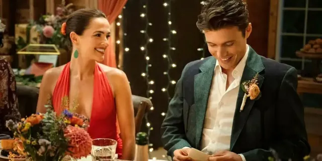 if-you-loved-voicemails-for-isabelle-these-5-netflix-rom-com-movies-are-a-must-watch