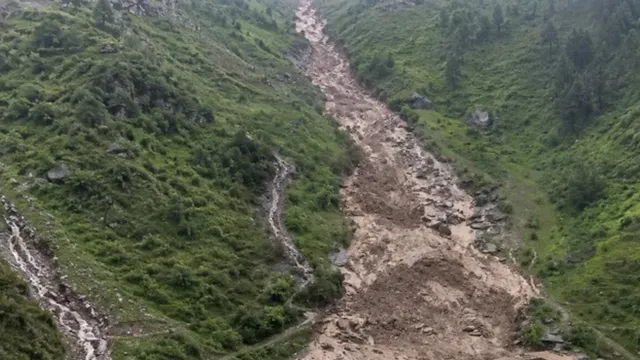 monsoon-rains-wreak-havoc-in-mountains-flood-hits-manali-leh-highway-cloud-bursts-break-connectivity-in-jks-doda