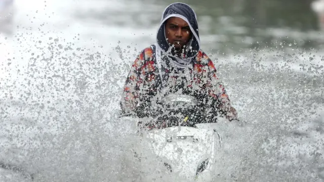 himachal-monsoon-minister-orders-road-restoration-within-24-hours-as-46-routes-blocked-due-to-heavy-rain