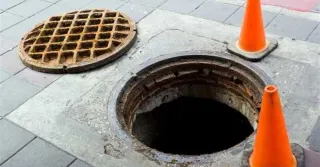 Mumbai Manhole Death: BMC Commissioner Suspends 4 Officials After Man Falls Into Open Manhole In Sakinaka