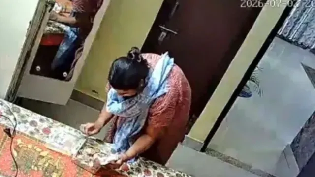 jaipur-woman-threatens-to-frame-owner-after-being-caught-stealing-jewellery-on-cctv-says-i-will-tear-my-clothes-and-police-will-arrest-you