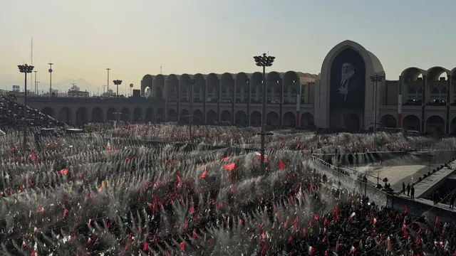 iran-funeral-sees-public-call-for-trump-death-as-us-president-responds-to-threats