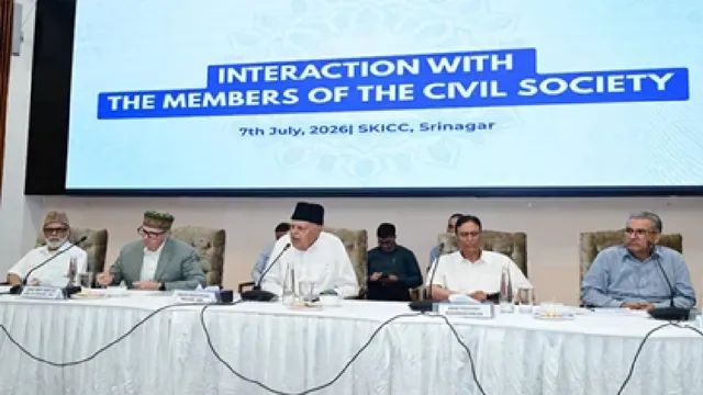 150-representatives-of-jammu-and-kashmirs-civil-society-pass-resolution-demanding-statehood-what-cm-omar-said-after-key-meeting