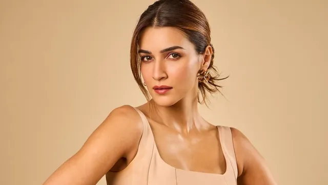 kriti-sanon-reveals-freezing-her-eggs-before-mimi-says-its-not-easy-almost-like-a-pregnant-woman