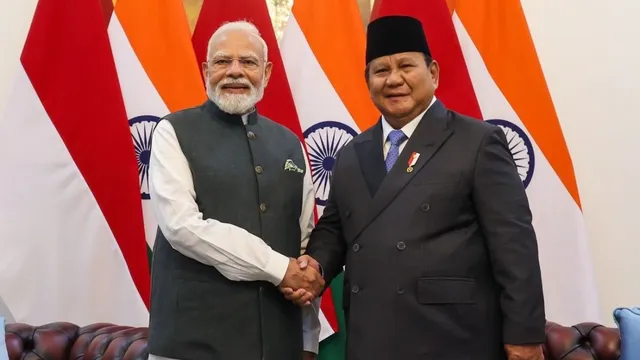 pm-modi-indonesia-visit-big-defence-boost-for-india-jakarta-signs-brahmos-deal-astra-exports-upi-20-key-outcomes