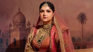 Anshula Kapoor Wore Her Late Mother's 42-Year-Old Dupatta At Wedding, Shares Emotional Story Behind Her Bridal Lehenga