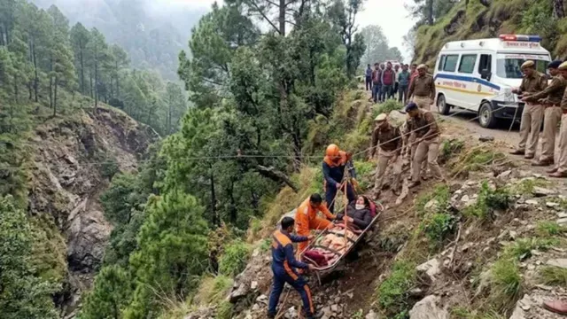himachal-horror-man-slits-wifes-throat-before-pushing-her-into-gorge-on-trip-how-she-survived-deadly-trap