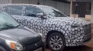 2027 Toyota Innova Hycross Facelift Spied Testing: Check Expected Design, Features, And Engine Specs