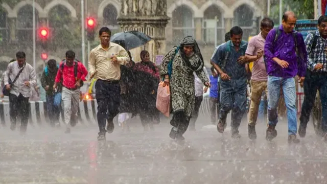 weather-update-heavy-rain-alert-for-up-bihar-bengal-odisha-will-it-rain-in-delhi-ncr-check-imd-forecast