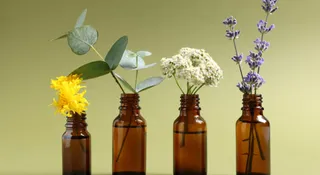 essential-oils-for-skincare-how-to-use-them-safely-and-avoid-skin-irritation