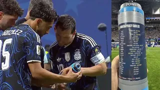 Lionel Messi, Argentina Players Spot Jordan Pickford's Penalty Cheat Sheet Bottle After World Cup Win | WATCH